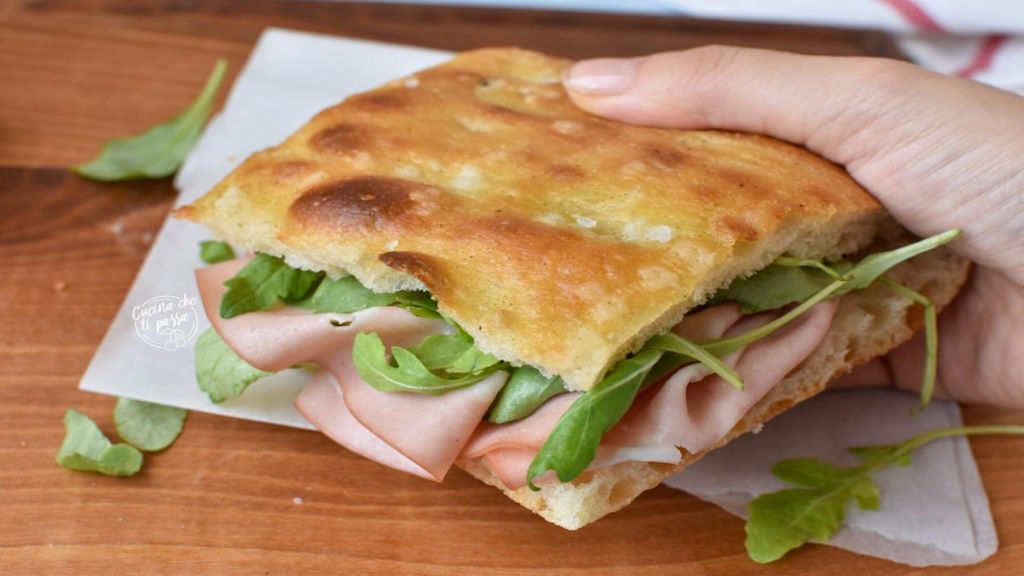 FOCACCIA CON MORTADELLA&nbsp;|&nbsp;PLU-0709.jpg
